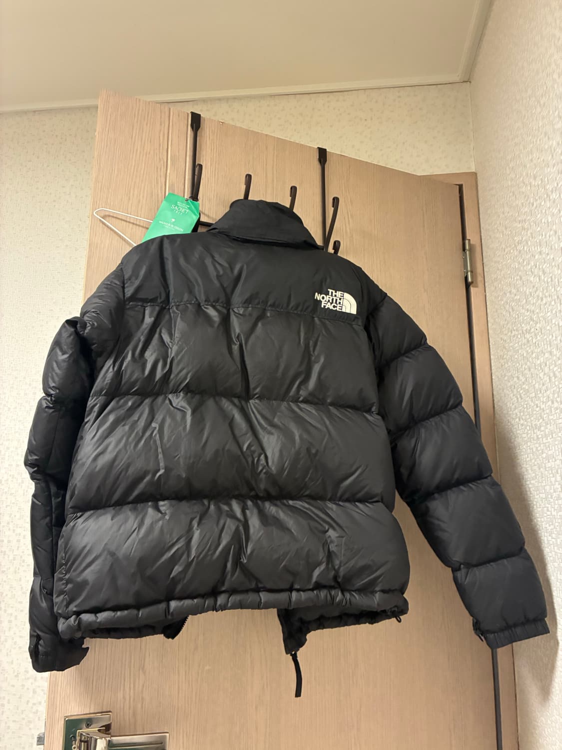 노스페이스 눕시 무광블랙 패딩 L 상품이미지2