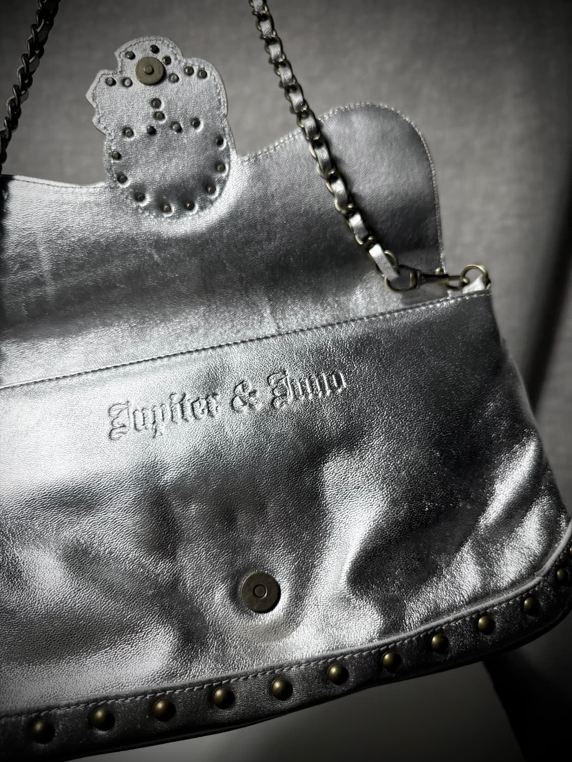 Jupiter & Juno Studded Skull Silver Bag 상품이미지4