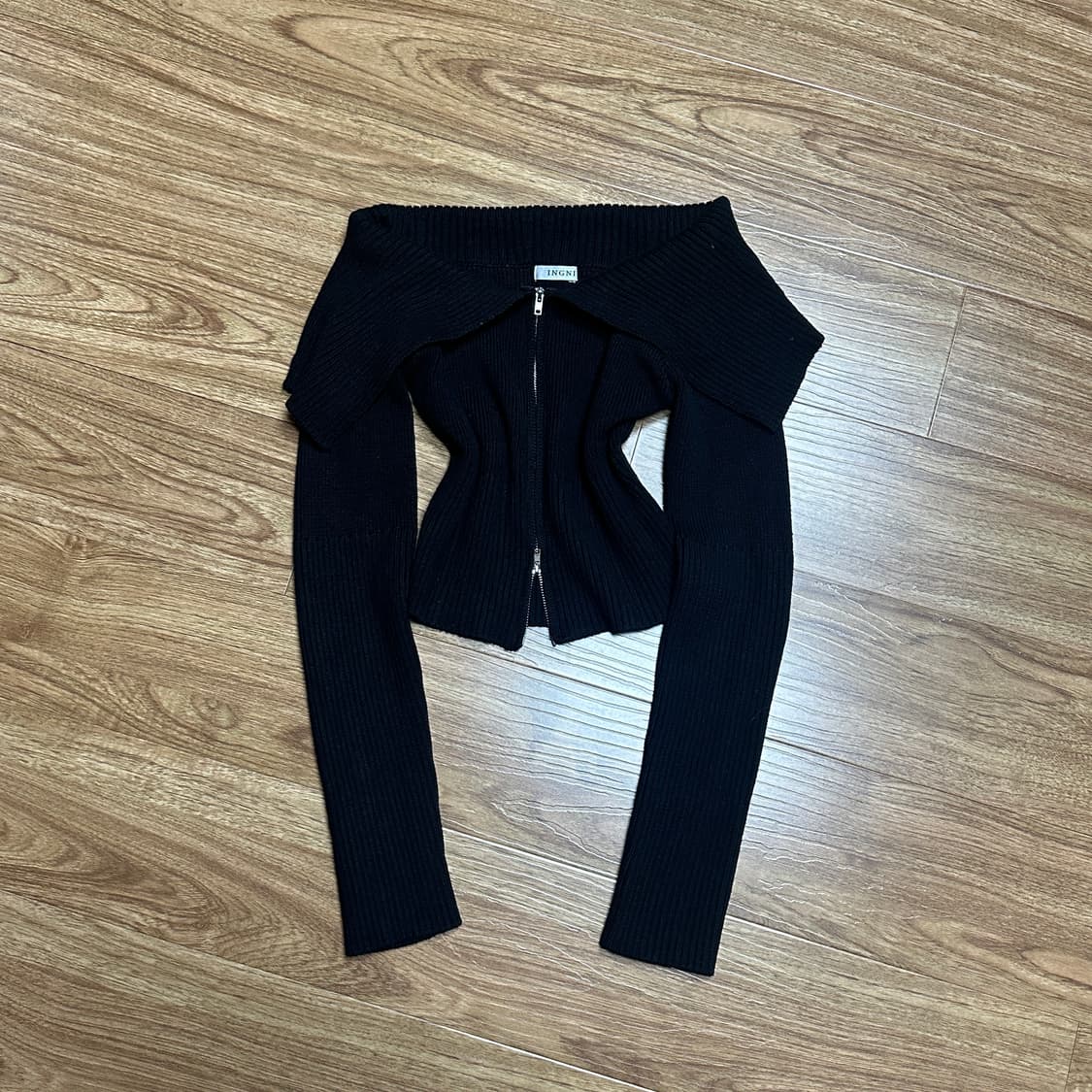 빈티지 블랙 잉그니 오프숄더 집업 히메갸루 로걀 라떼 달천깔 모리걸 고딕 상품이미지1