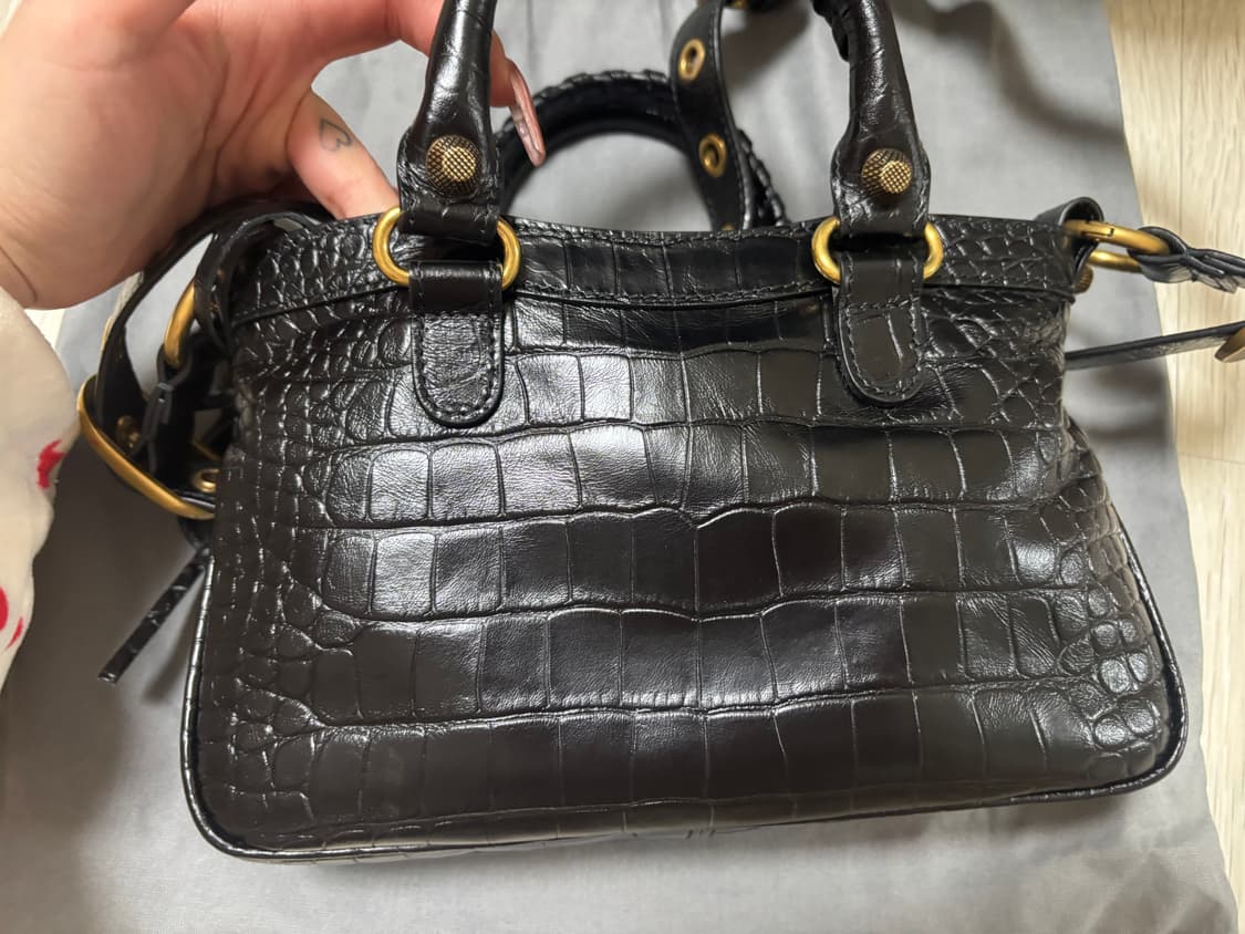 발렌시아가 네오카골 xs 크로커 레더 정품 상품이미지6