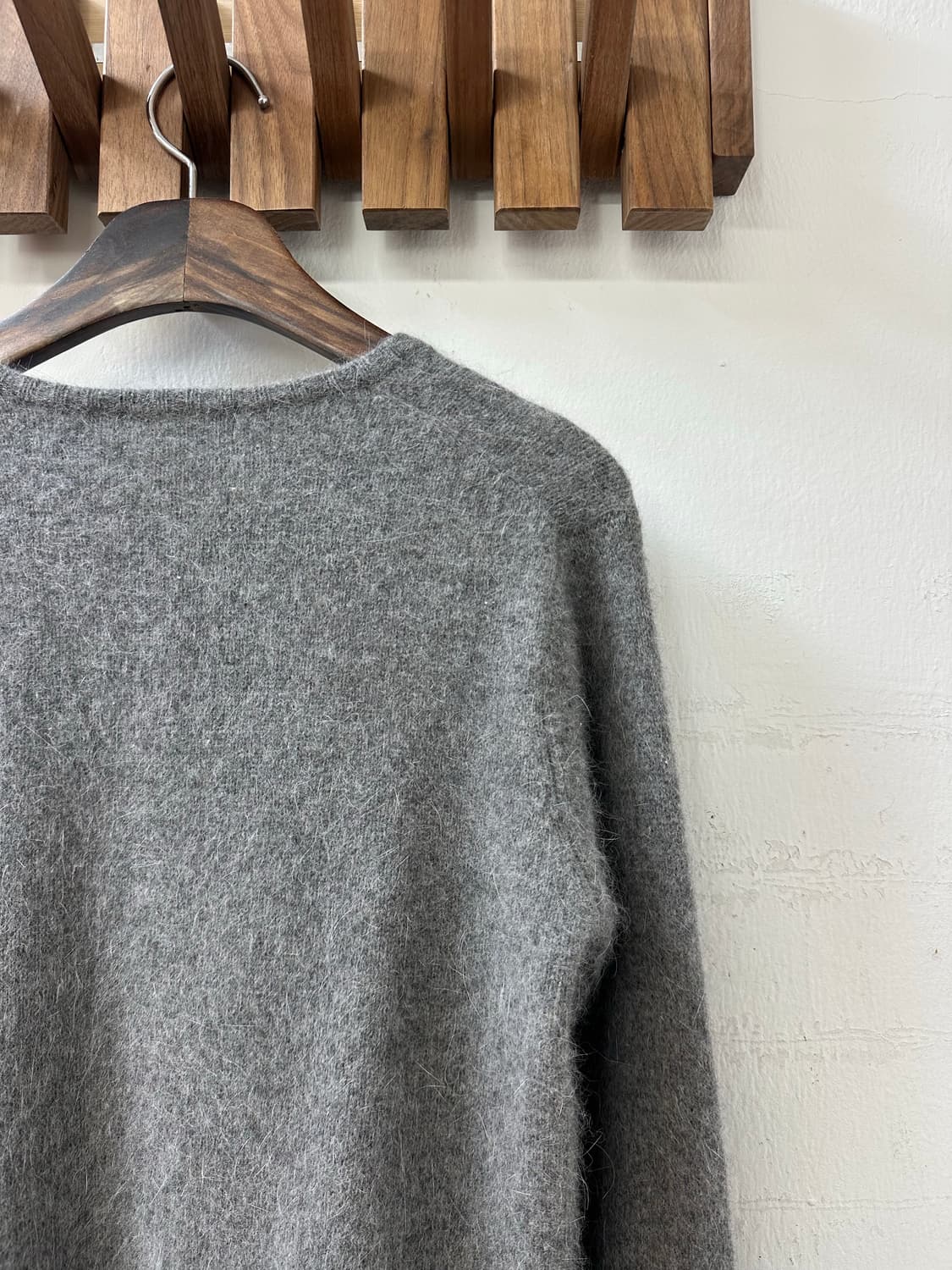 일본빈티지 울50% 앙고라40% 그레이 라운드넥 버튼 니트 가디건 상품이미지4