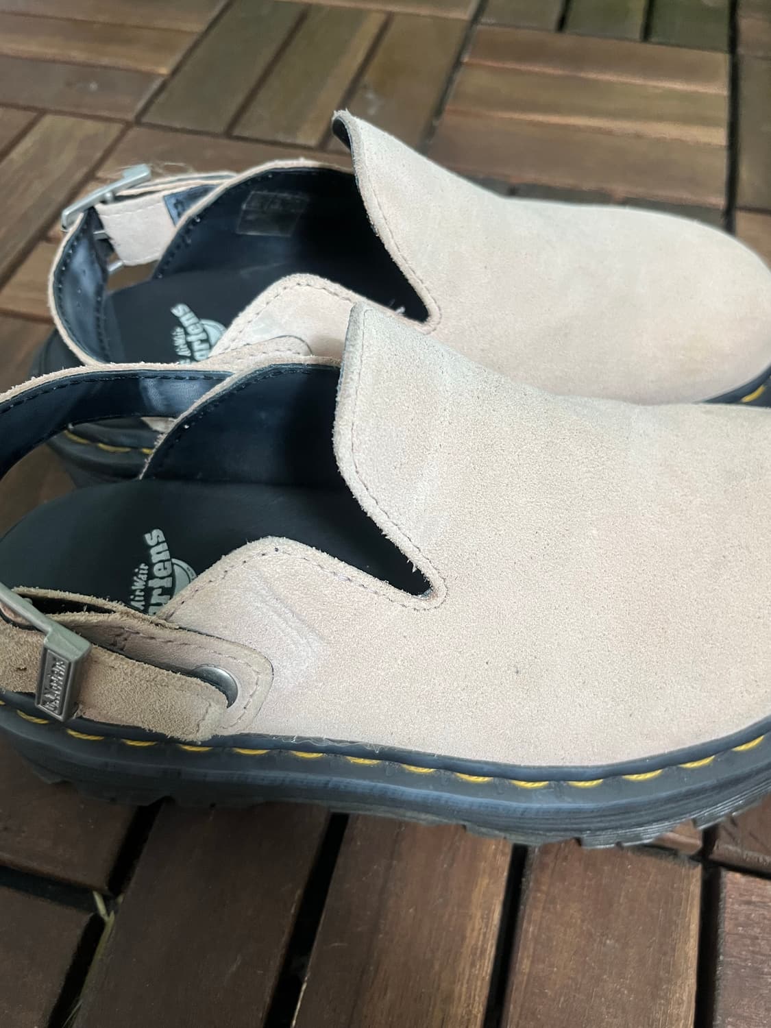 닥터마틴 연핑크 스웨이드 뮬 상품이미지2