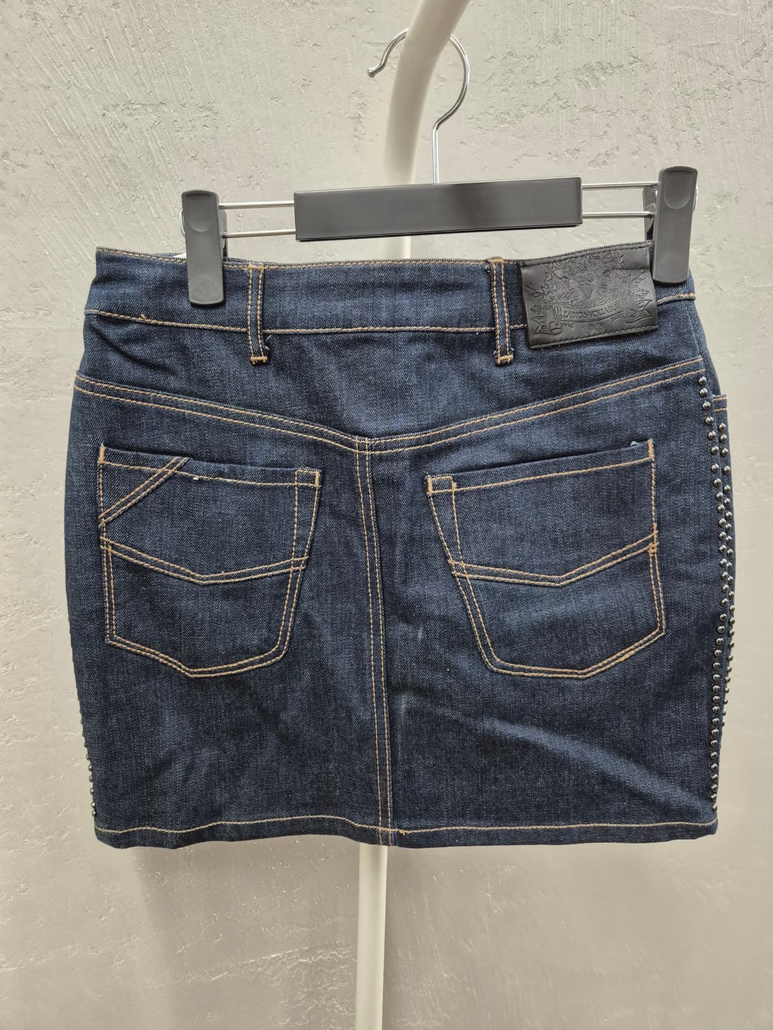 ZADIG&VOLTAIRE 데님 스터드 미니스커트 상품이미지3