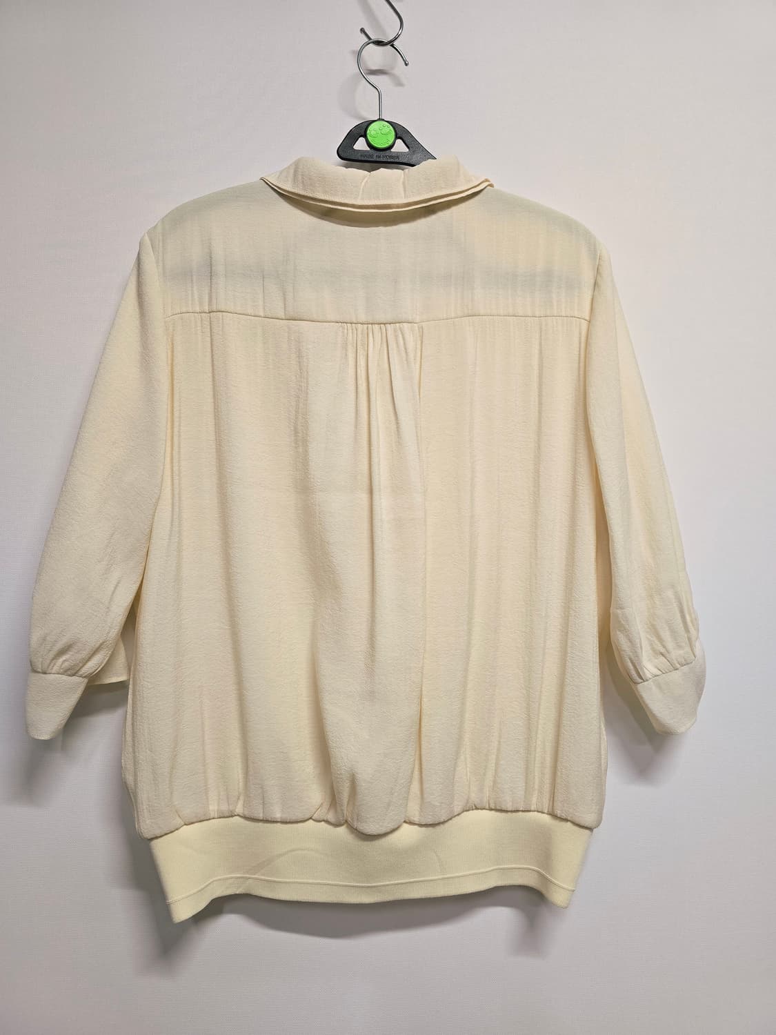 ak 앤클라인 아이보리 7부소매 블라우스 셔츠 상품이미지5