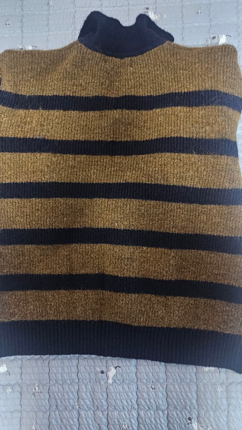 [m]슈퍼서브 스트라이프 카라 니트 브라운 상품이미지4