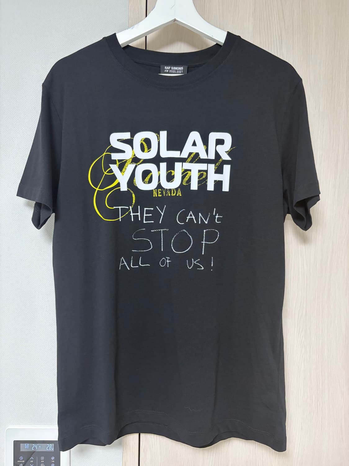라프시몬스 solar youth 블랙 프린팅 티셔츠 S 상품이미지1