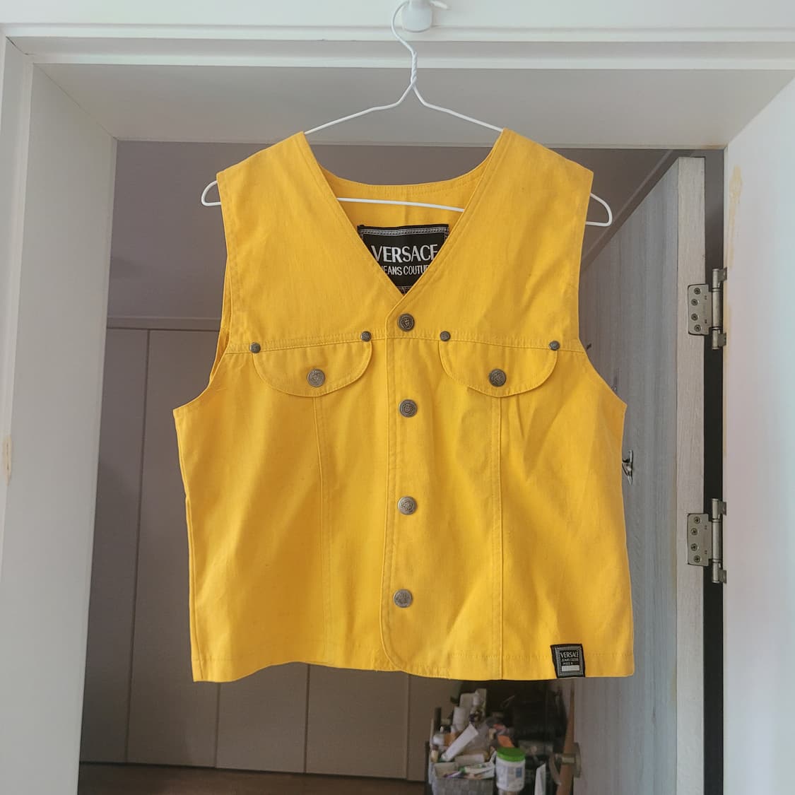 새제품 구형 베르사체 메두사 빅로고 조끼 상품이미지1