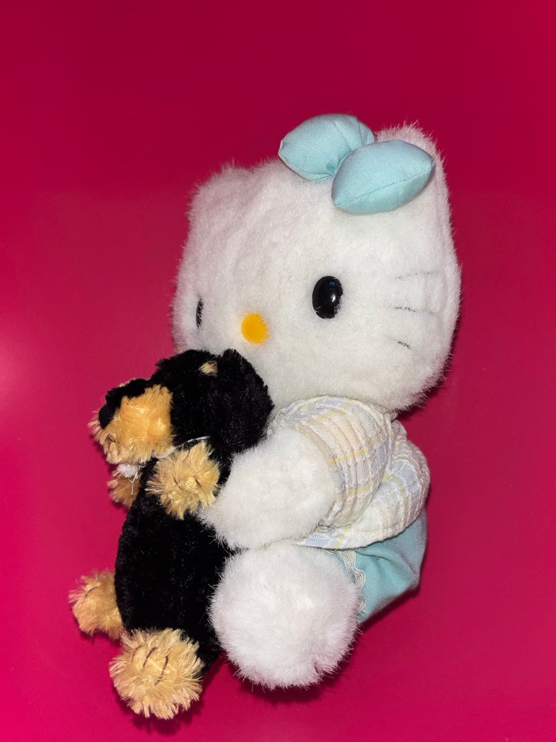 고전 산리오 키티 강아지 안고 있는 키티 닥스훈트 상품이미지1