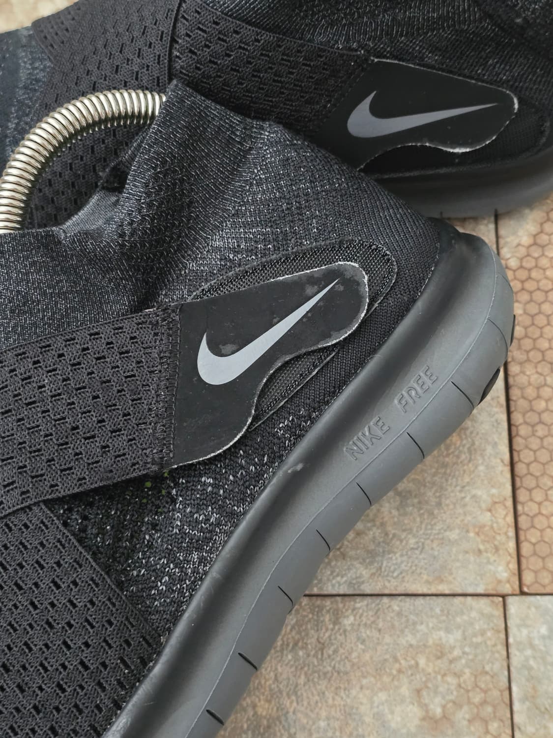 (260)나이키 프리 런 모션 플라이니트  상품이미지4