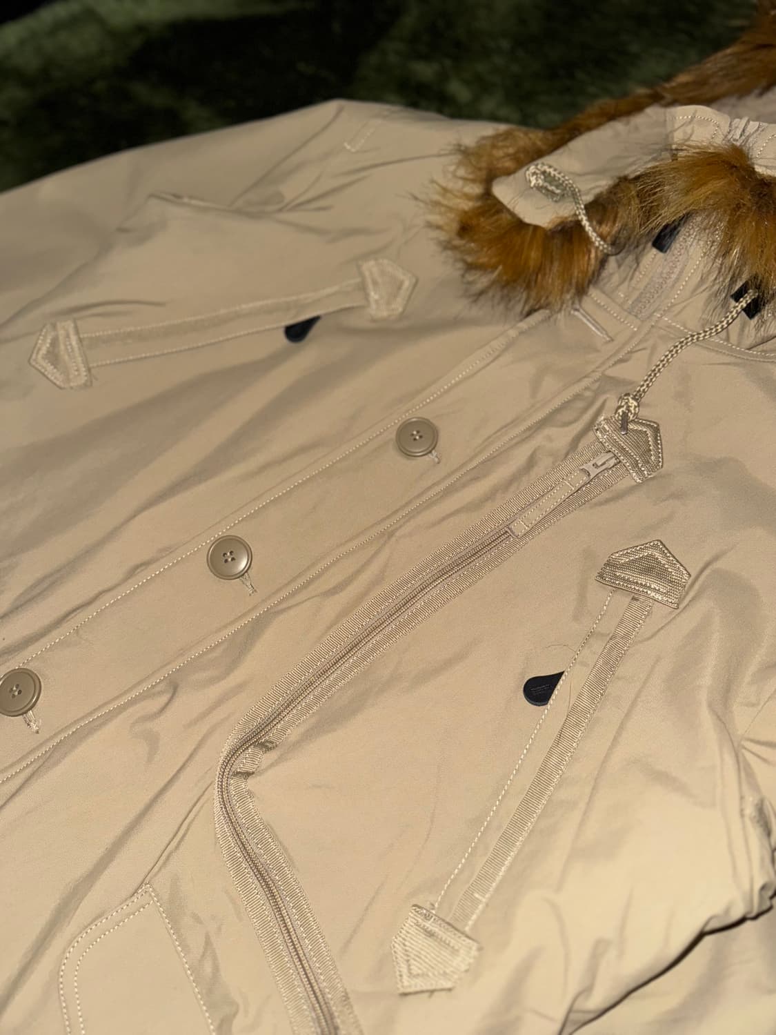 [L] 알파인더스트리 N3B 변형 폴라 헤비 파카 베이지 상품이미지4