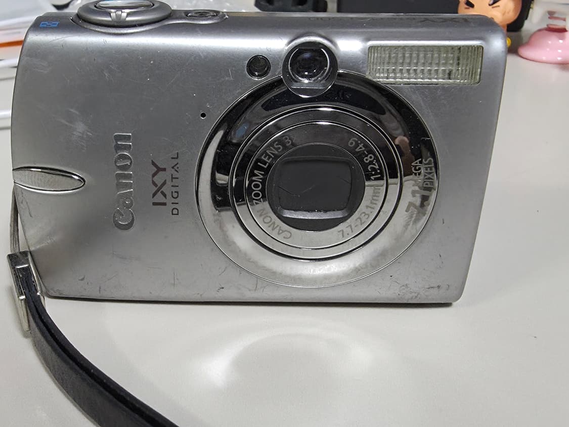 캐논 익시 디지털(ixus 700) 빈티지 디지털카메라 상품이미지1