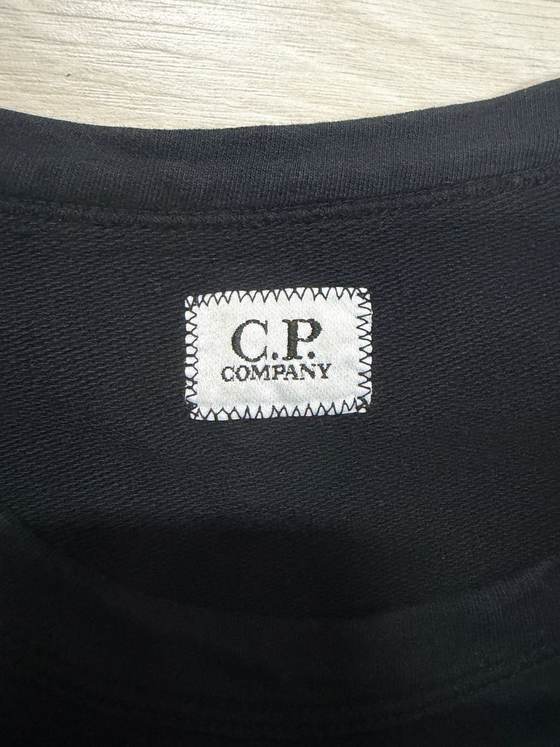 cp컴퍼니 롱슬리브 상품이미지6