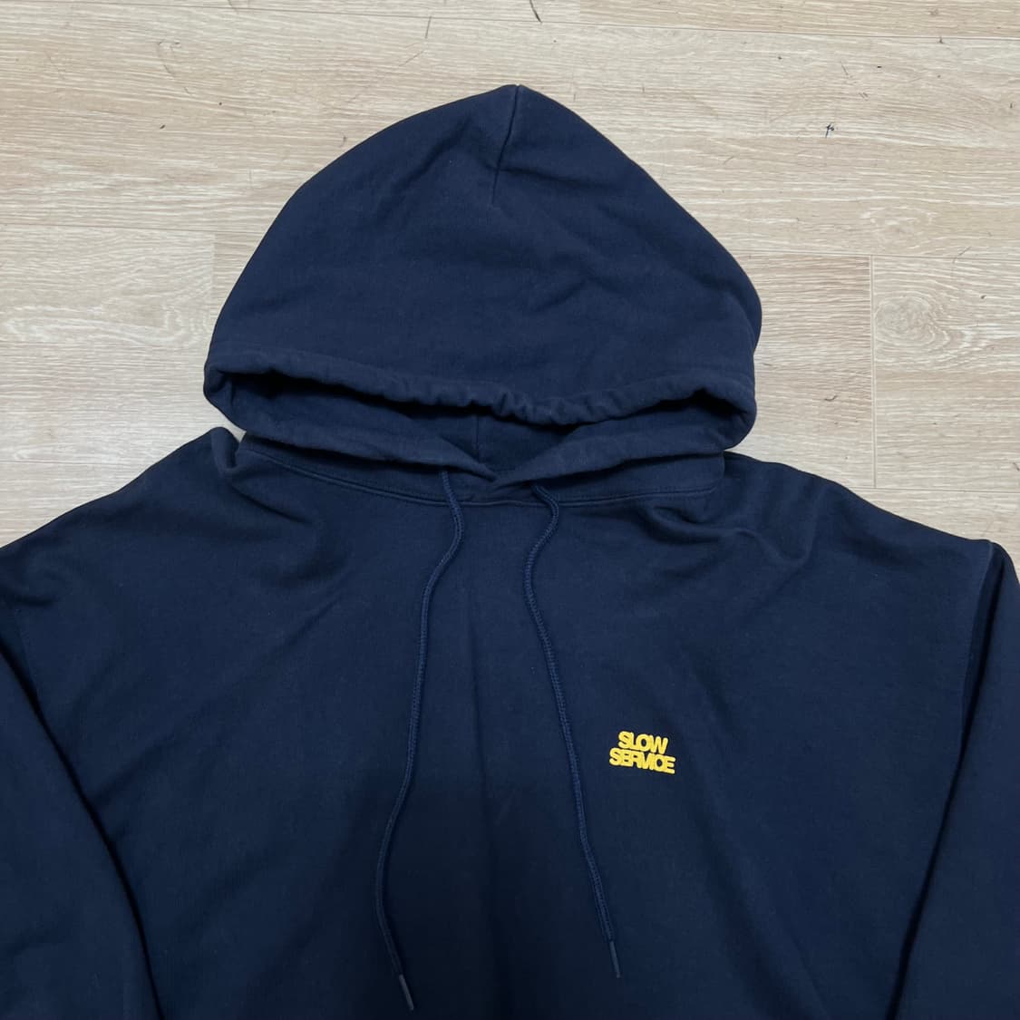 슬로우서비스 빅프린팅 백로고 후드티 [네이비] L/100 상품이미지2