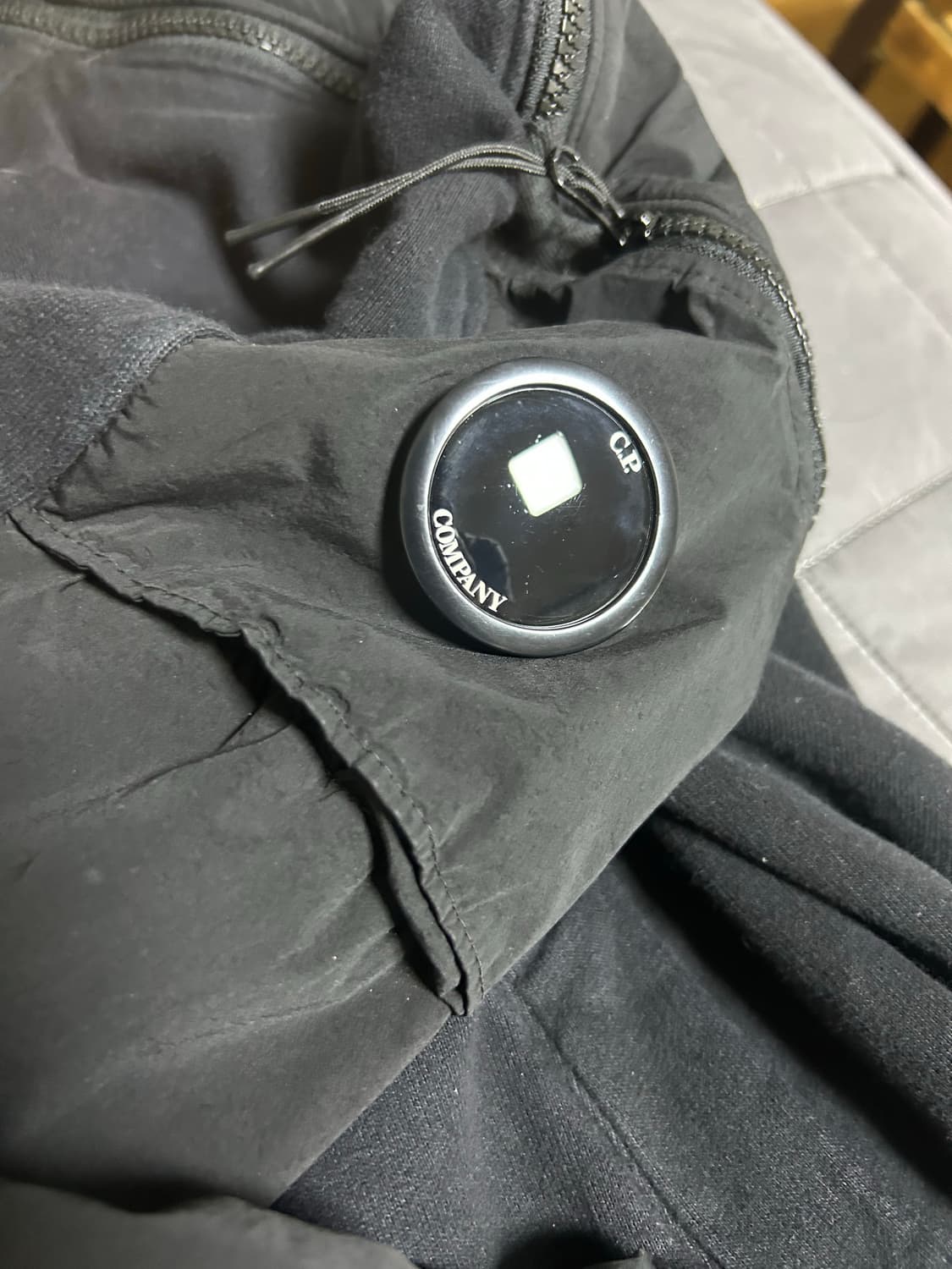 Cp컴퍼니 나일론 디테일 후드집업(급처) 상품이미지2
