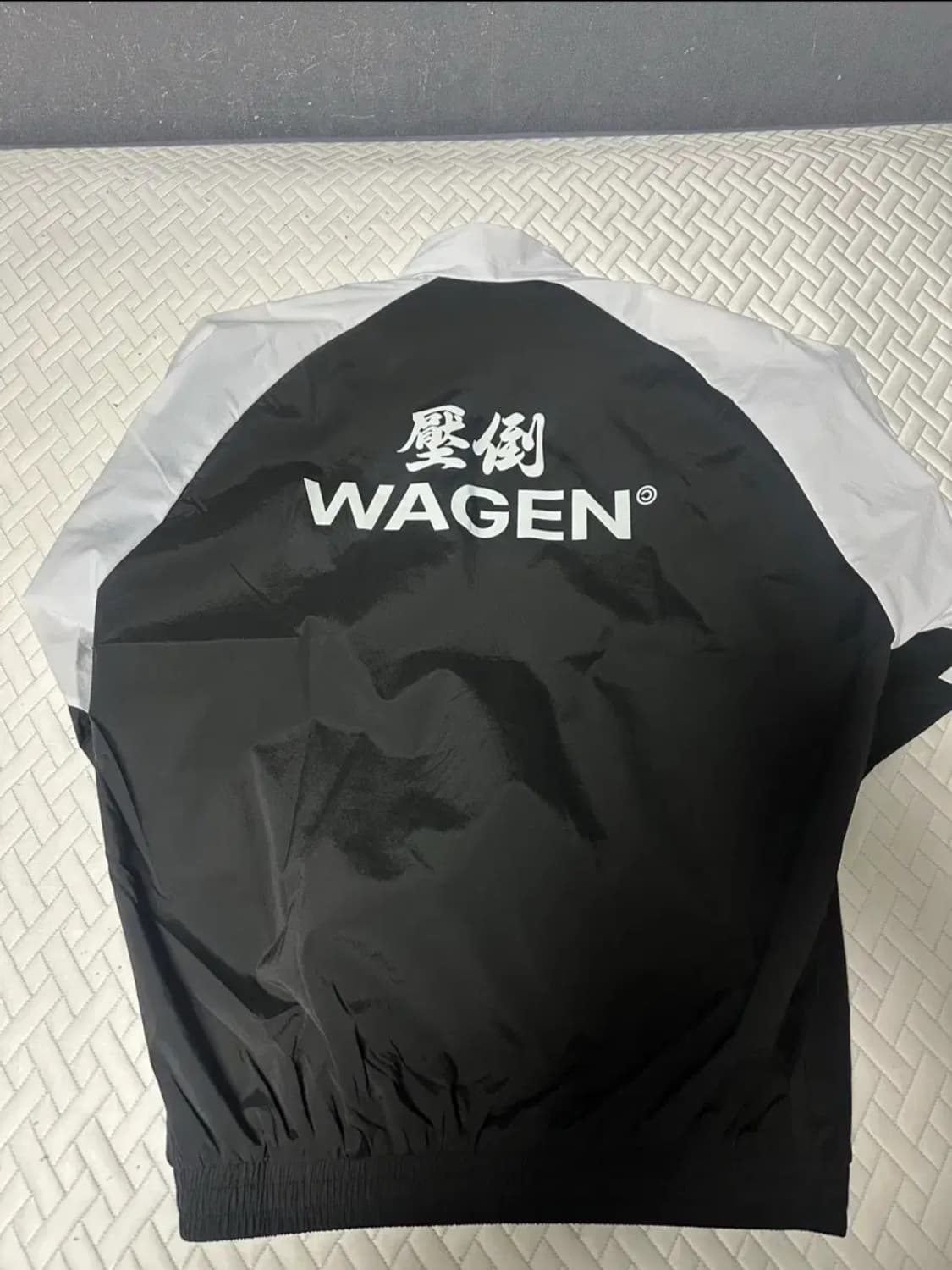 압도 003 트레이닝 상의 M 사이즈 상품이미지1