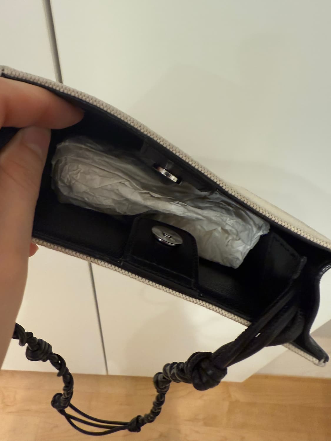 질샌더 캔버스 탱글백 상품이미지7