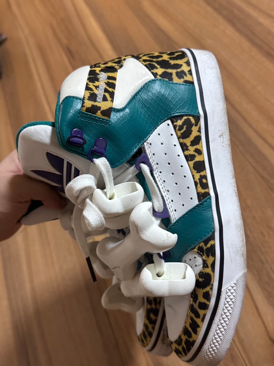 235 아디다스 제레미스캇 본즈 레오파드 상품이미지5