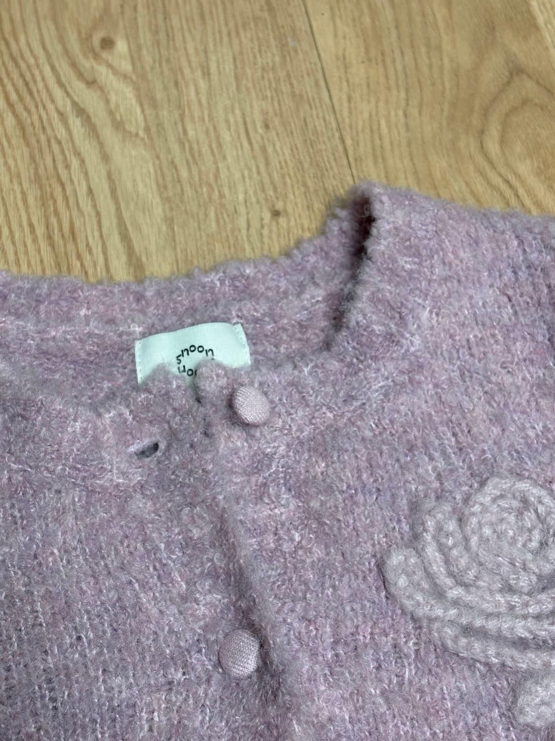 시눈 로즈 플라워 장원영 가디건 라일락 핑크 더바넷 타낫 아카이브제이투유 상품이미지3