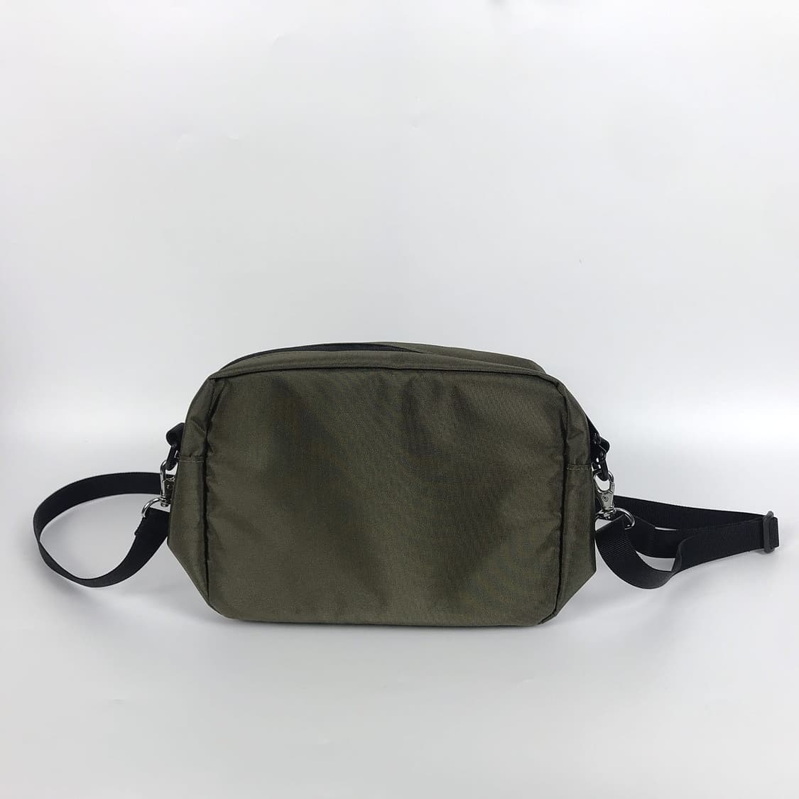 노스페이스 카키색 크로스백 가방 상품이미지6