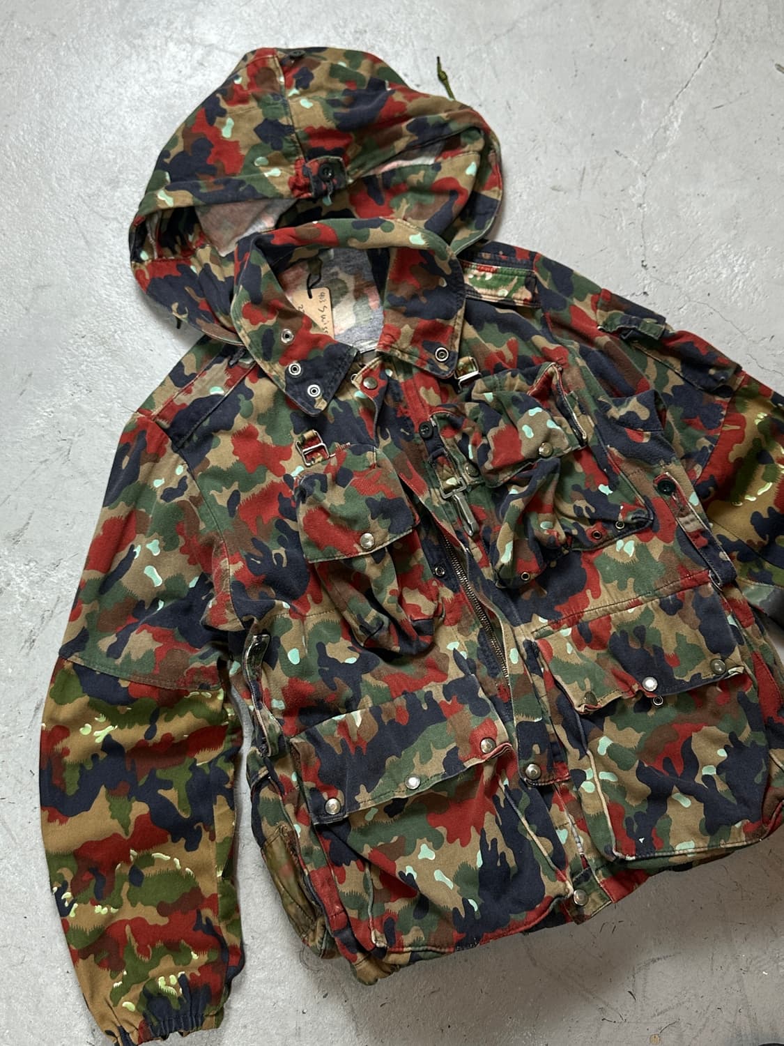 90's 스위스 밀리터리 카모 필드 자켓 M65 파카 상품이미지5