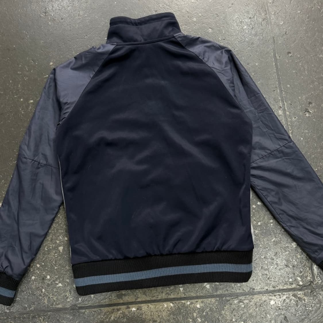 100 헤지스 골프 집업  상품이미지5