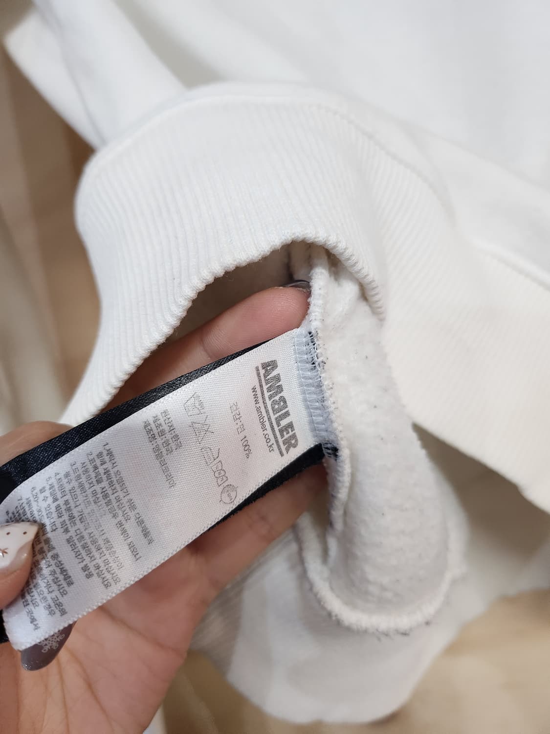 134) 엠블러 기모 맨투맨 상품이미지5