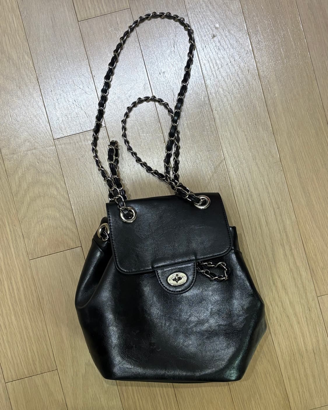 아노에틱 체인백팩 상품이미지2