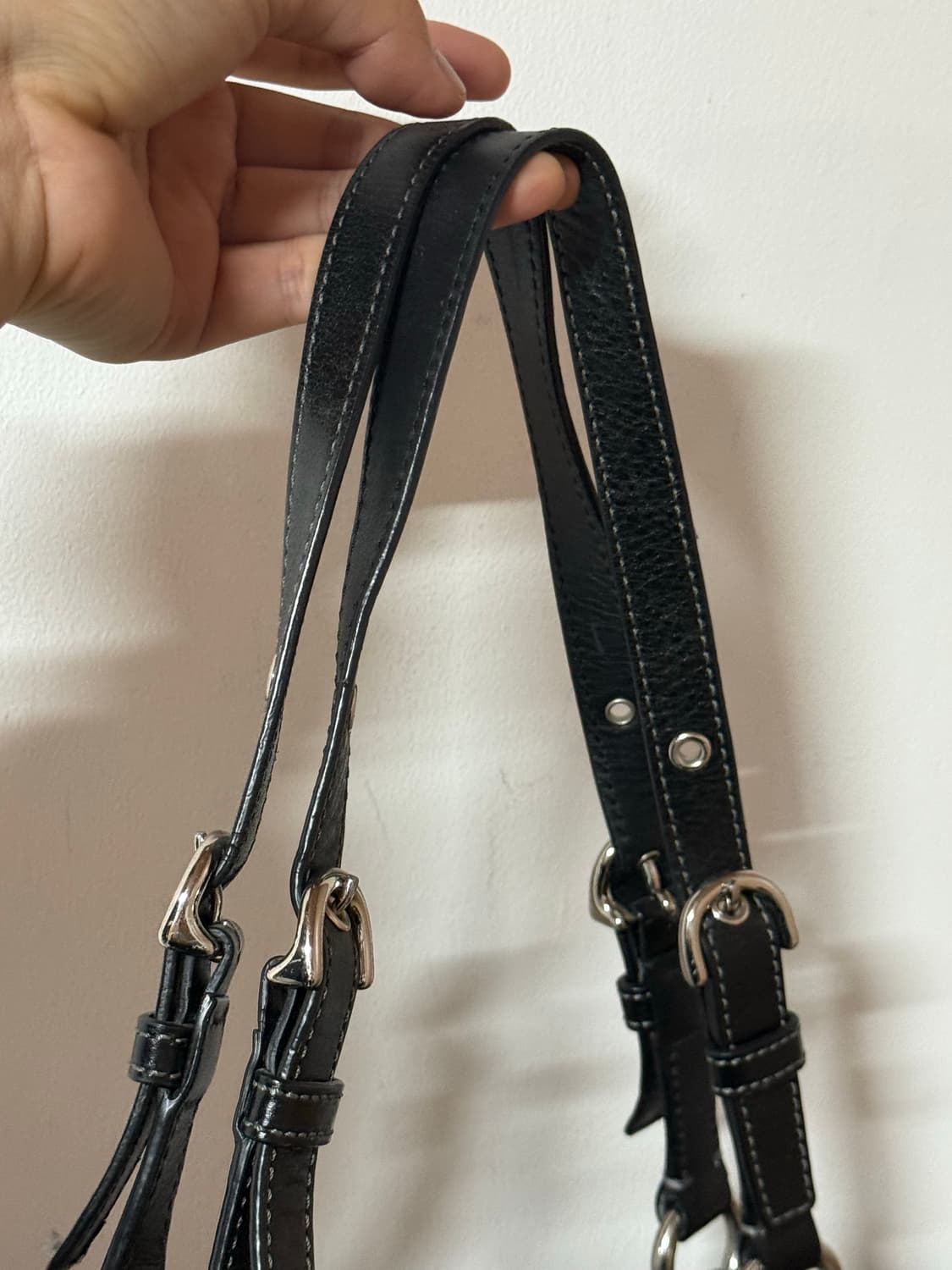 🖤코치 안감 연보라 y2k 블랙 레더 숄더백 상품이미지6