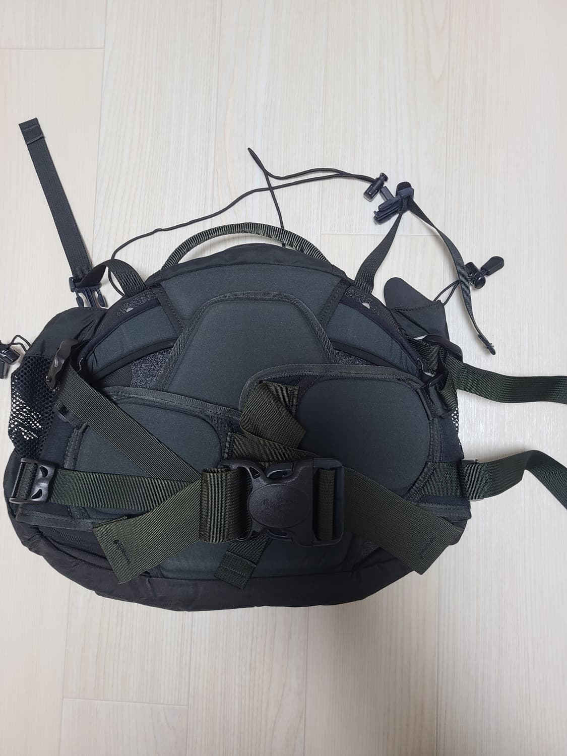 아크테릭스 Q10 럼버백 상품이미지2