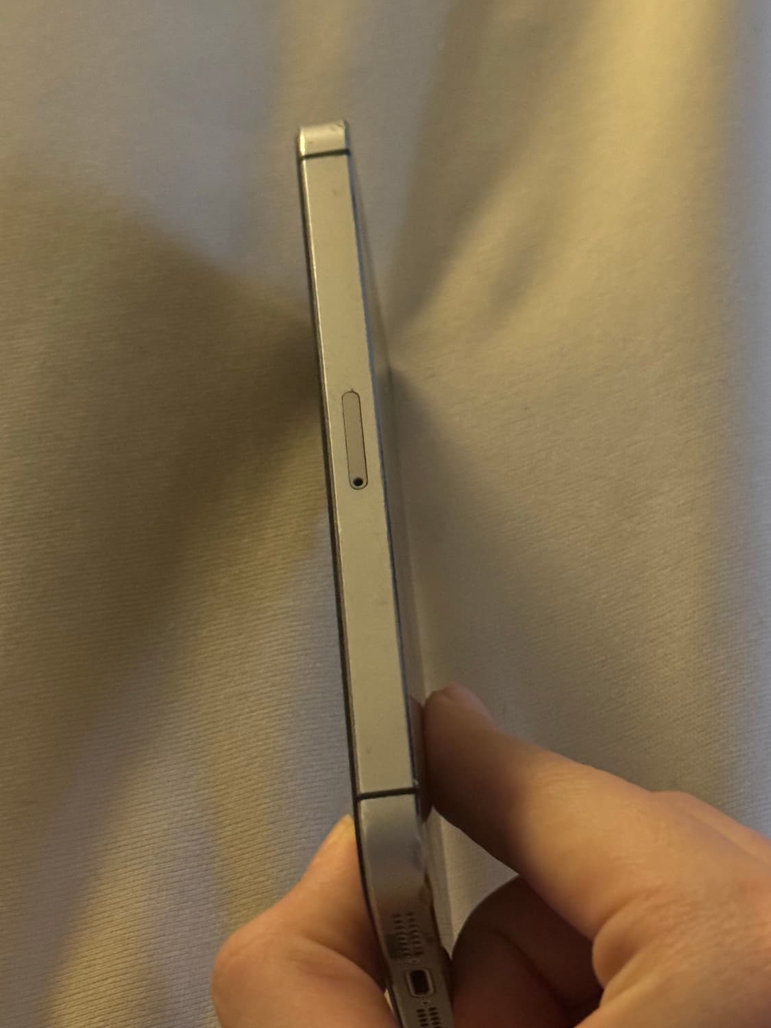 작례O) 아이폰 5S 스페이스 그레이 16gb 상품이미지4