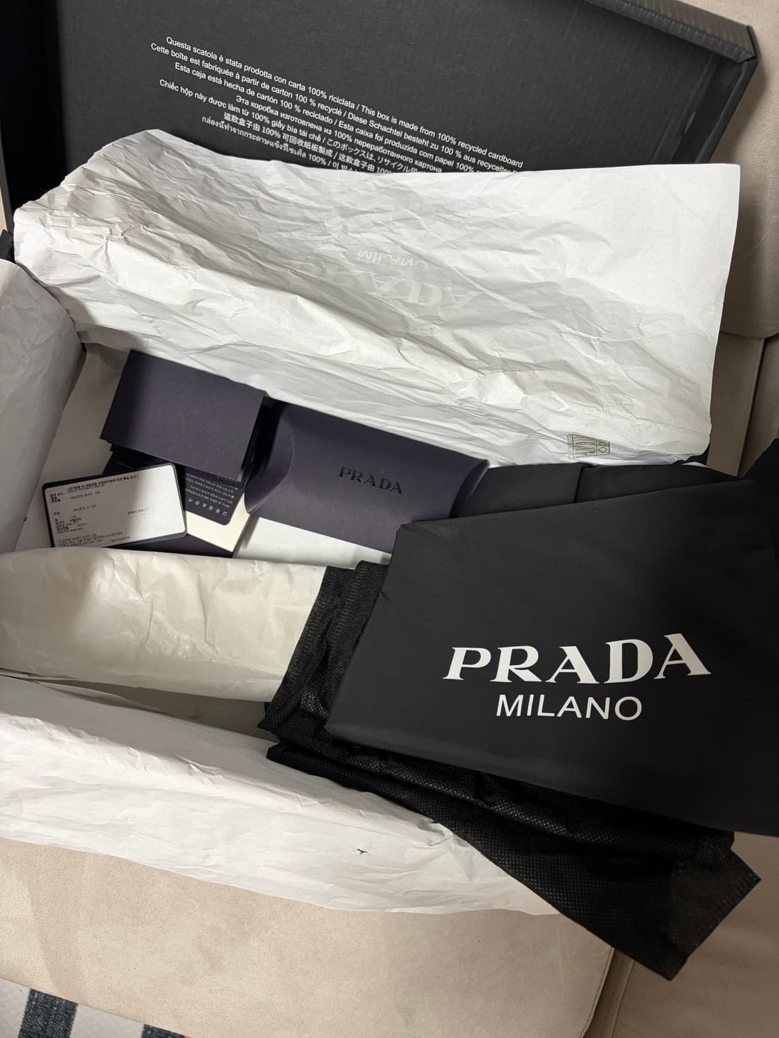 [7.5] 프라다 컬랩스 레더 스니커즈 상품이미지5