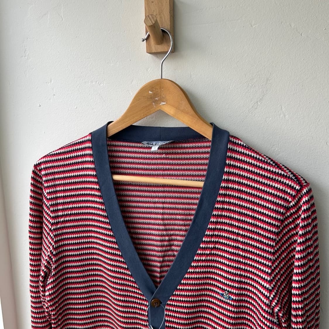 16258 - 비비안 웨스트우드 스트라이프 가디건 상품이미지1