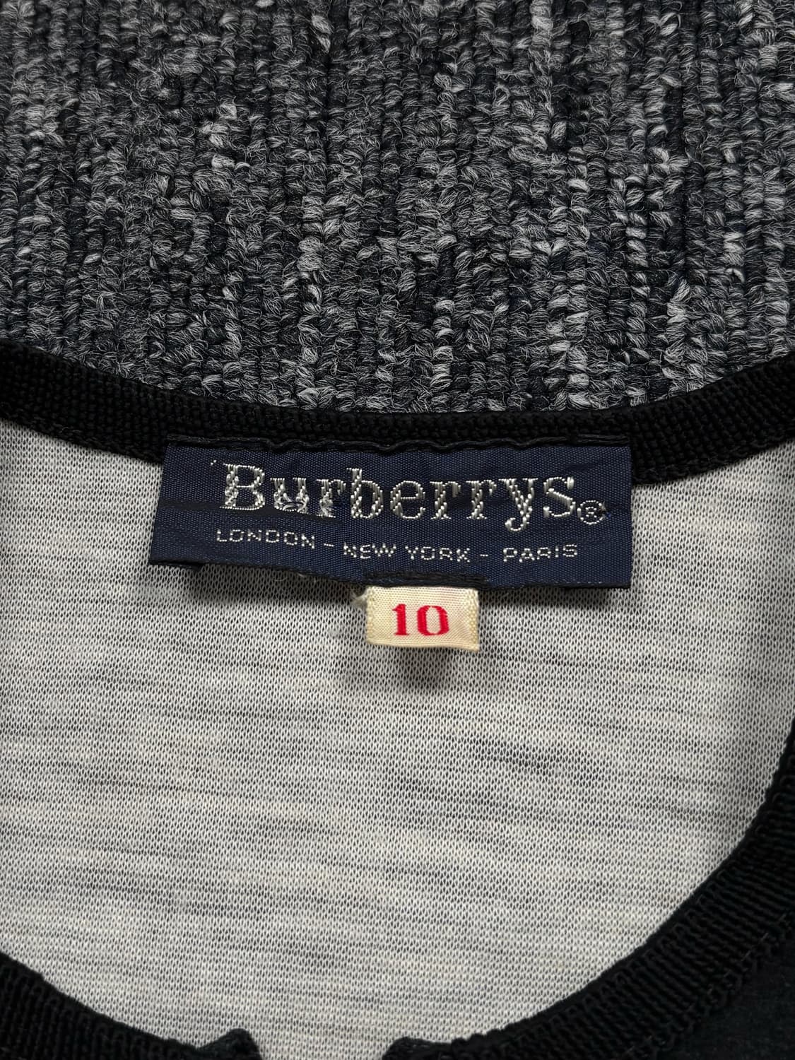 버버리 크레스트 자수 블랙 데이크론 포켓 베스트 상품이미지6