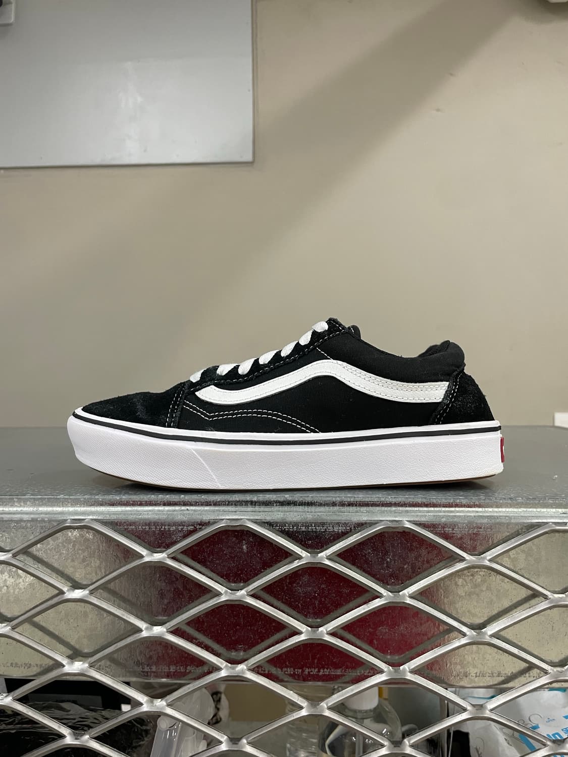 반스 컴피쿠시 올드스쿨 블랙 235 상품이미지1