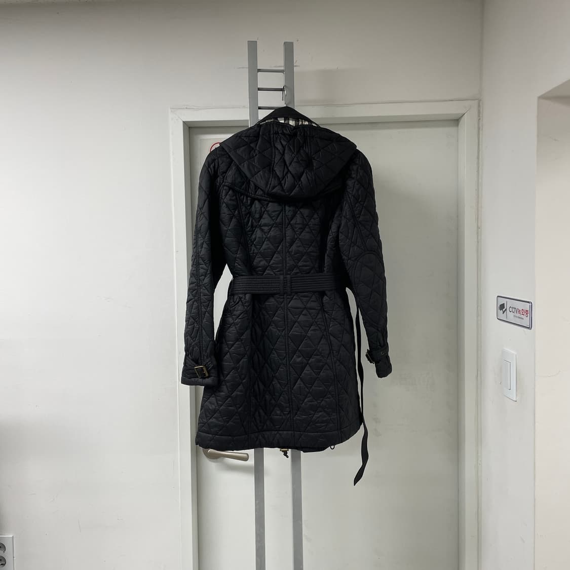 버버리 퀄팅 코트 블랙 M(W) 상품이미지9
