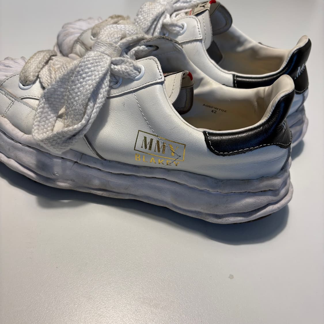 미하라 야스히로 블레이키 레더 화이트 42 상품이미지3