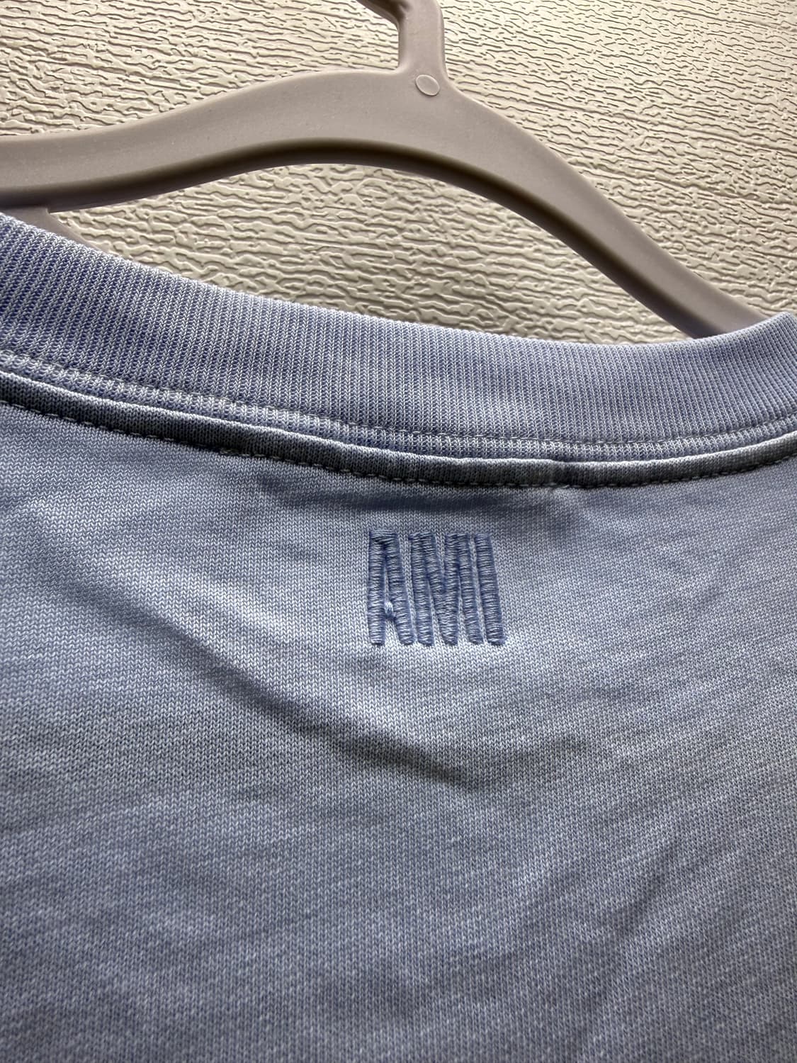 아미 스몰 하트 로고 반팔티 하늘색 상품이미지3