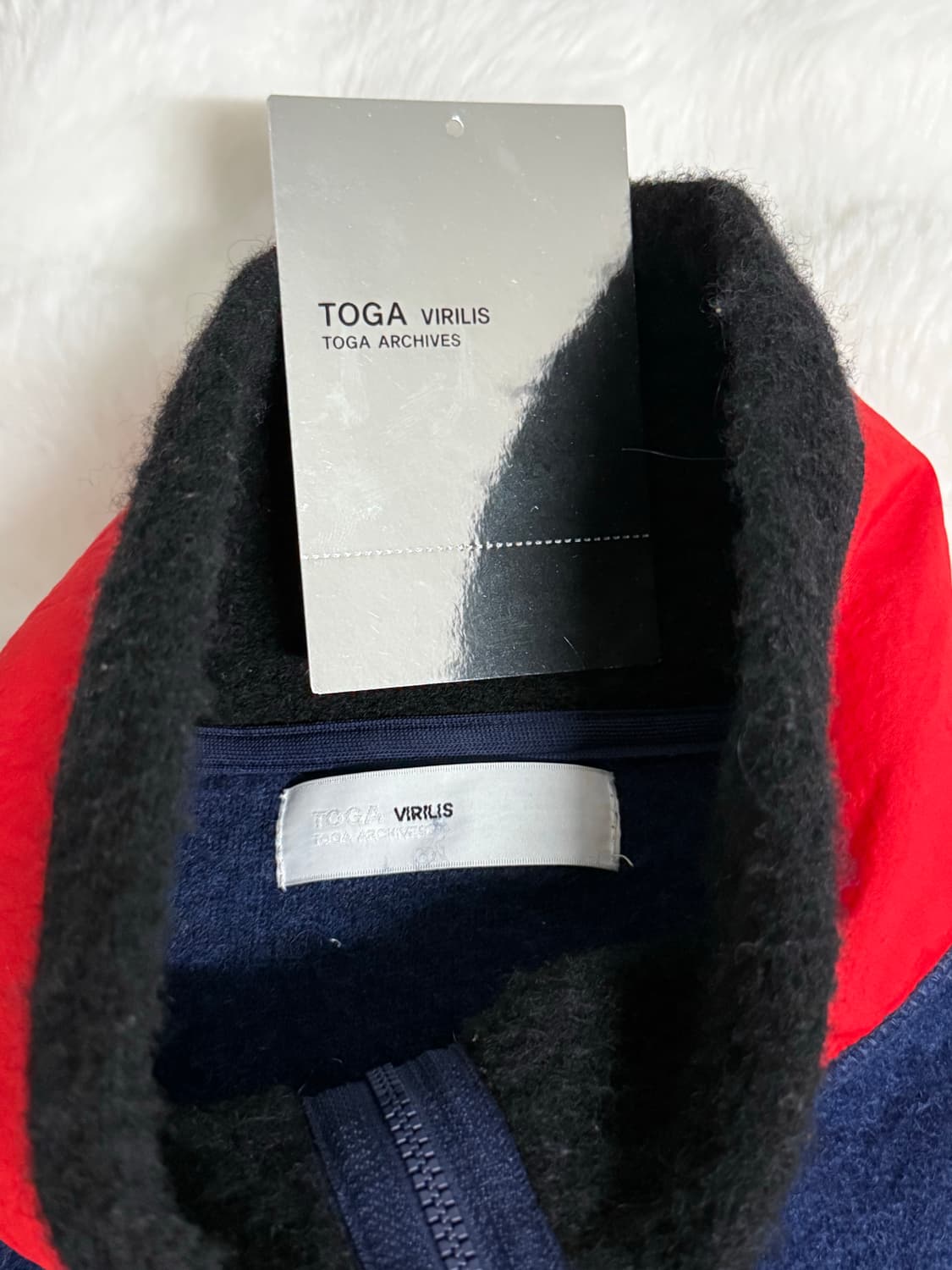 [48] 토가 비릴리스 울 베스트 네이비 상품이미지7