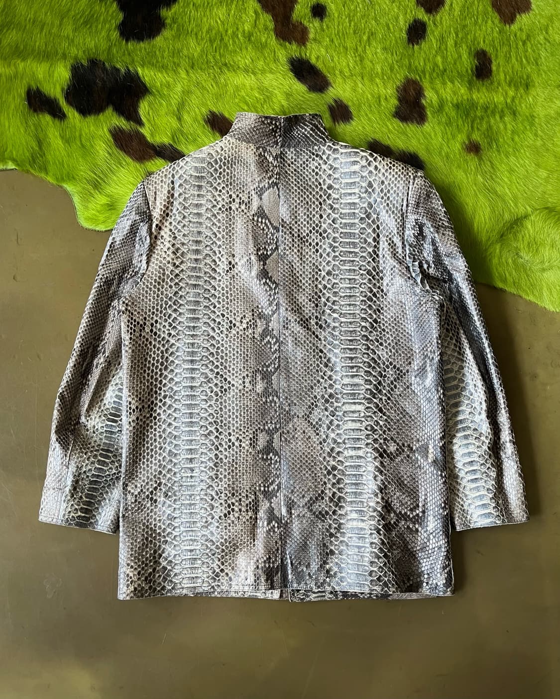 Reticulated Python Skin Leather Jacket 상품이미지9