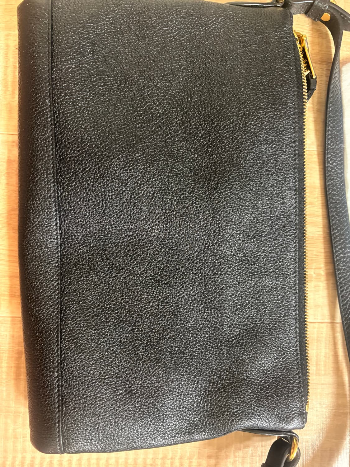 프라다 비텔로 다이노 크로스백 블랙 1BH050 상품이미지3