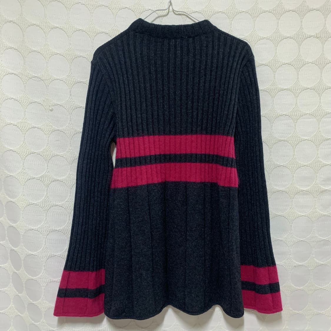 Emporio Armani울 니트 나팔소매 원피스 상품이미지4