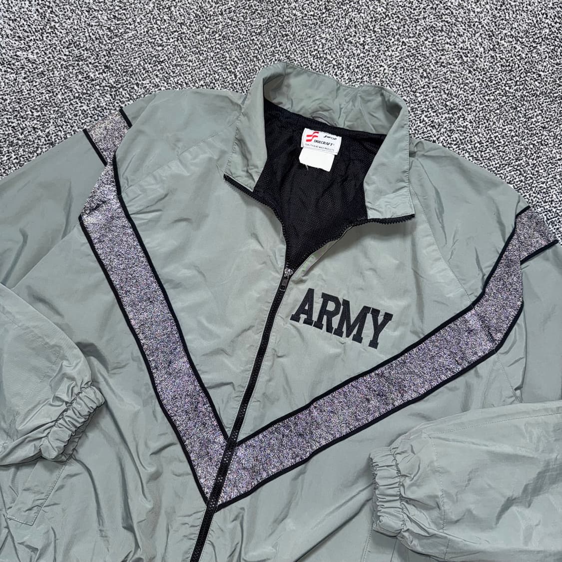 Name : IPFU 미군 시그니처 스티치라인 오버핏 바람막이 :)  상품이미지4