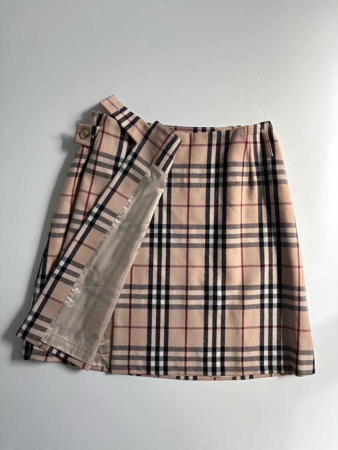 Burberry 버버리 베이지 노바체크 스커트 상품이미지3