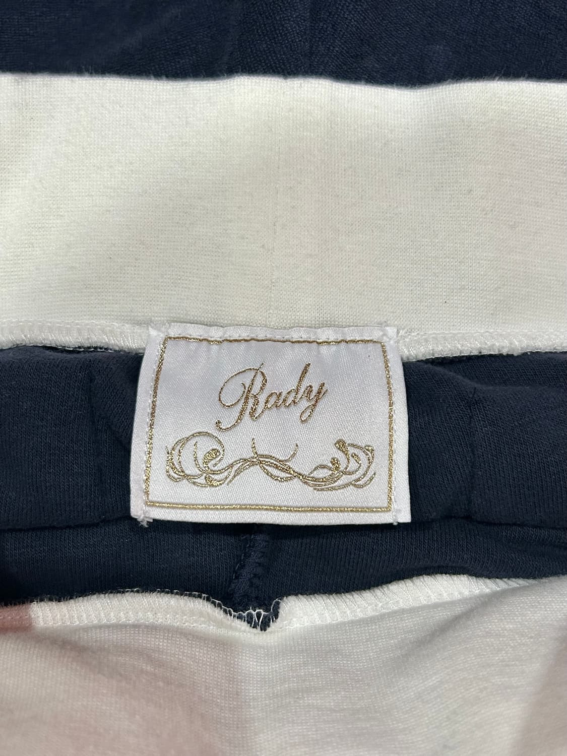 Rady tracksuit 레디 샹들리에 셋업 상품이미지4