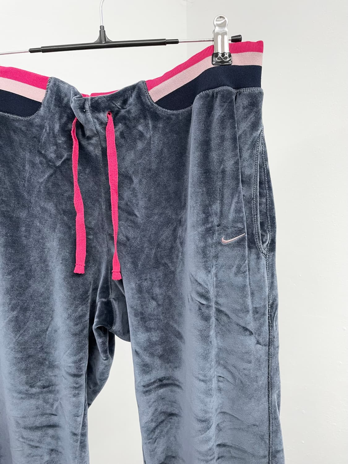 나이키 로고 자수 벨로아 트랙팬츠 상품이미지2