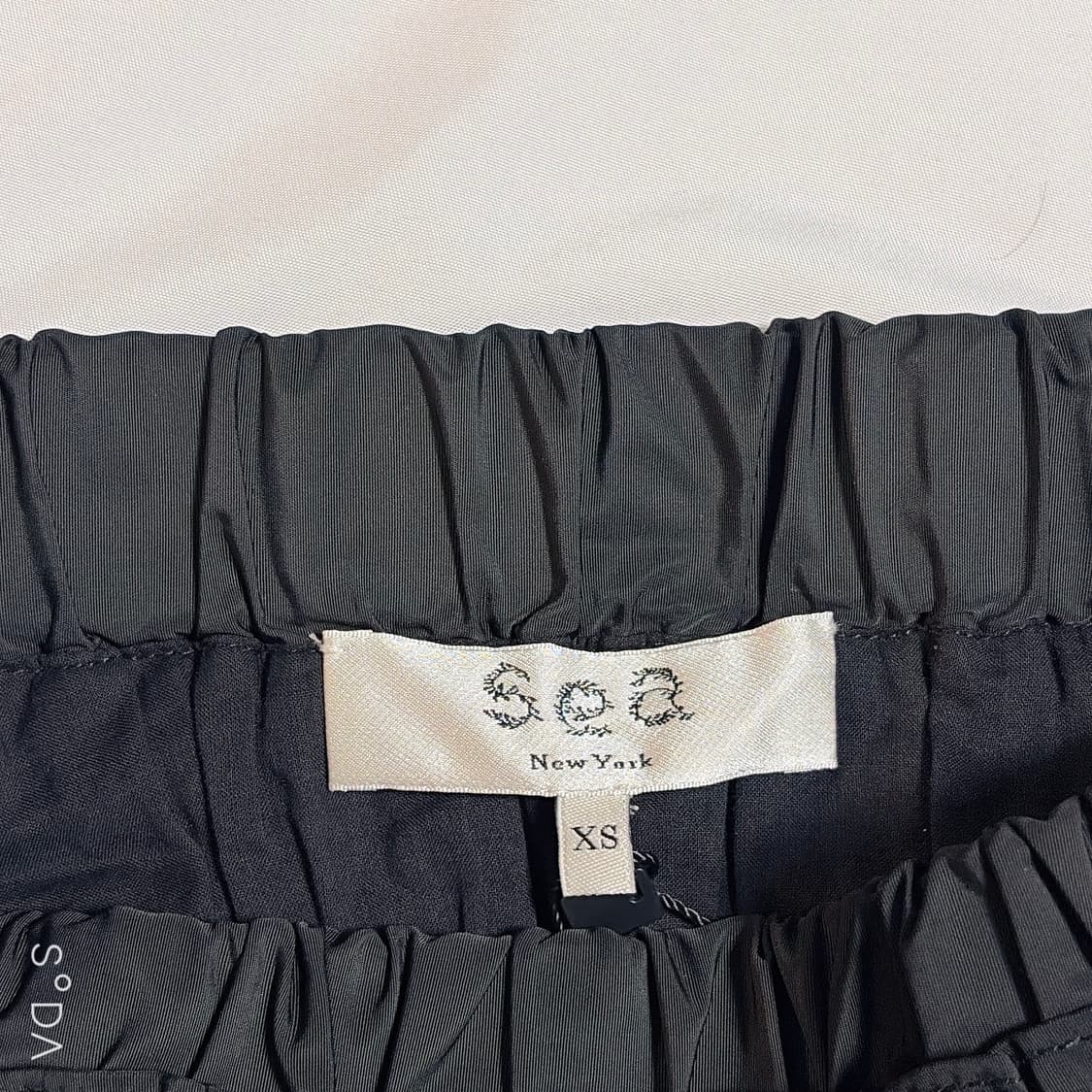 sea newyork 씨뉴욕 스모크 미디 스커트 XS 상품이미지9