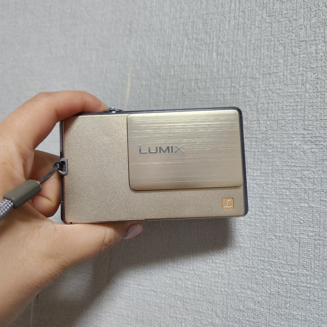 파나소닉 루믹스 DMC-FP3 골드 디지털 카메라 상품이미지1