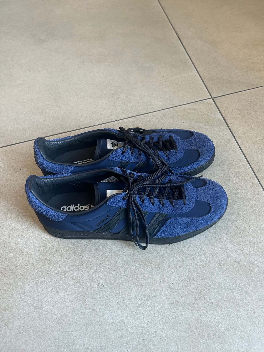 아디다스 x 히카리 시바타 가젤 인도어 나이트 인디고 나이트 그레이 상품이미지3