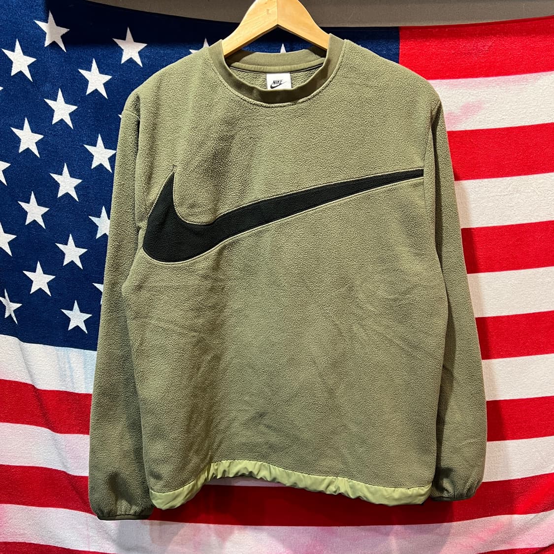 나이키 플리스 빅 스우시 맨투맨 상품이미지1