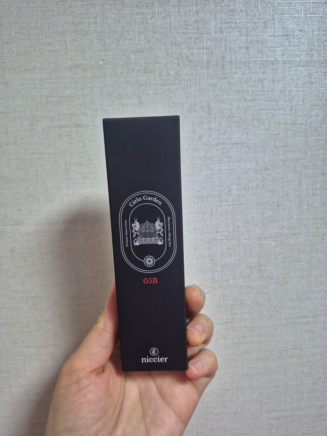 니치어 05B 씨엘로가든 핸드크림 새 제품입니다. 상품이미지1